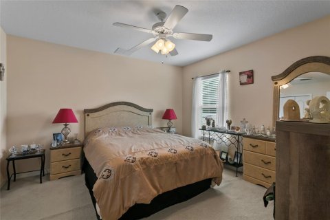 House in Davenport, Florida 5 bedrooms, 299.24 sq.m. № 1874095 - photo 12
