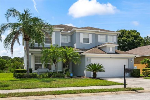 House in Davenport, Florida 5 bedrooms, 299.24 sq.m. № 1874095 - photo 2