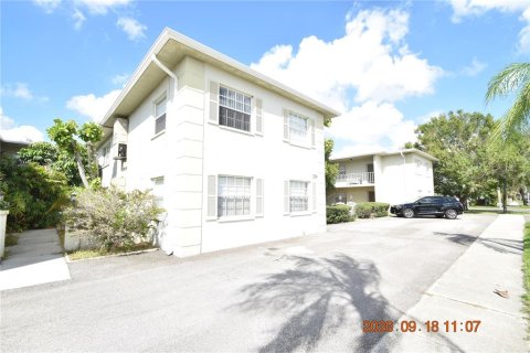 Appartement à louer à Tampa, Floride: 1 chambre, 51.1 m2 № 2405633 - photo 2