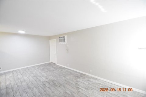 Appartement à louer à Tampa, Floride: 1 chambre, 51.1 m2 № 2405633 - photo 10