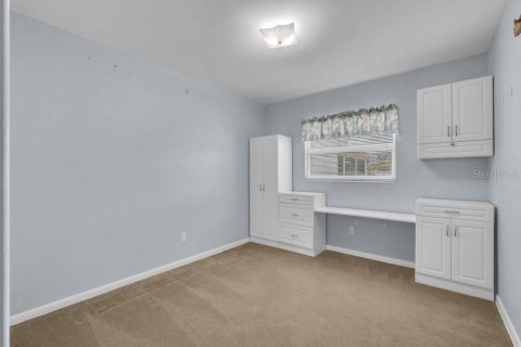 House in Brandon, Florida 3 bedrooms, 128.58 sq.m. № 2308268 - photo 19