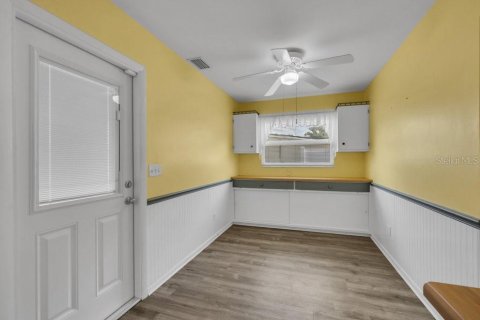 House in Brandon, Florida 3 bedrooms, 128.58 sq.m. № 2308268 - photo 22