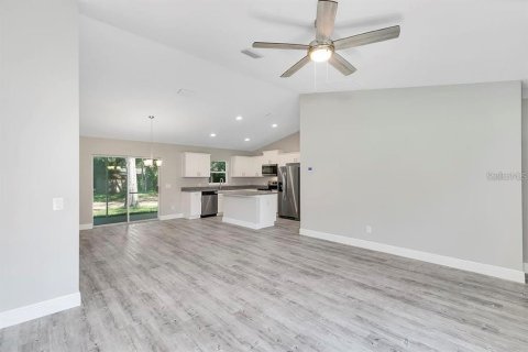 Casa en venta en Ocala, Florida, 3 dormitorios, 134.99 m2 № 1781210 - foto 4