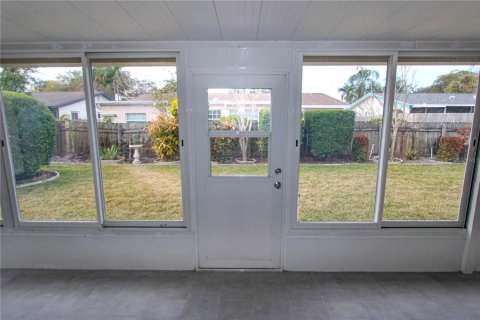House in Dunedin, Florida 3 bedrooms, 146.14 sq.m. № 1615594 - photo 23