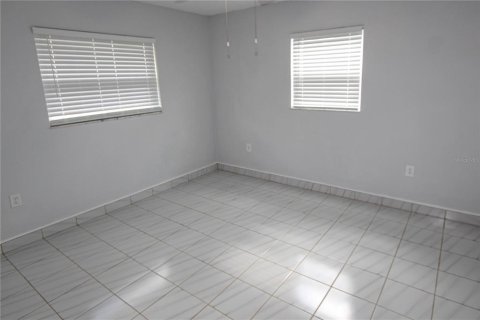 House in Dunedin, Florida 3 bedrooms, 146.14 sq.m. № 1615594 - photo 14