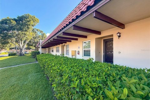 Condo in Dunedin, Florida, 1 bedroom  № 1886882 - photo 1