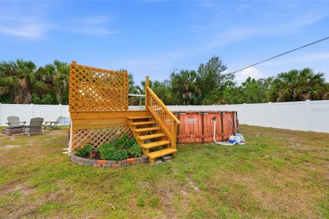 House in Port Charlotte, Florida 3 bedrooms, 86.68 sq.m. № 2202439 - photo 26