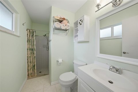 House in Port Charlotte, Florida 3 bedrooms, 86.68 sq.m. № 2202439 - photo 16