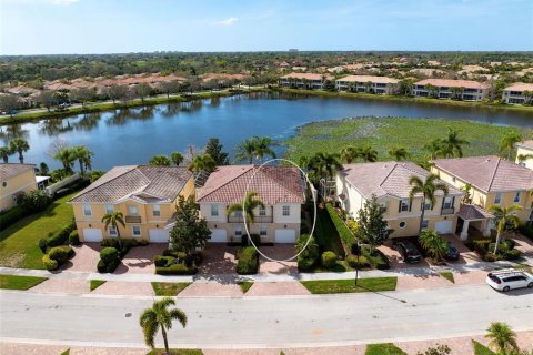 Townhouse in Sarasota, Florida 3 bedrooms, 155.33 sq.m. № 2145191