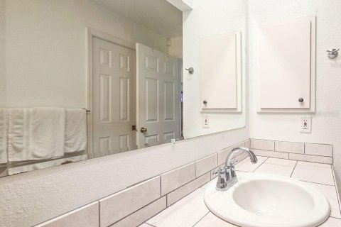 House in North Port, Florida 3 bedrooms, 124.12 sq.m. № 2113426 - photo 27