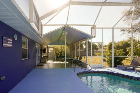House in North Port, Florida 3 bedrooms, 124.12 sq.m. № 2113426 - photo 10