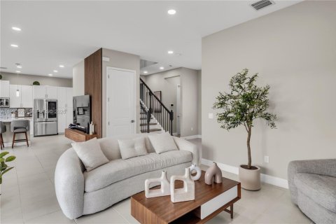 Casa en venta en Westlake, Florida, 4 dormitorios, 277.03 m2 № 2055324 - foto 12