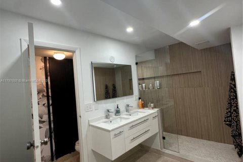 Copropriété à louer à Hollywood, Floride: 2 chambres № 1960371 - photo 20