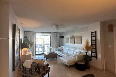 Copropriété à louer à Hollywood, Floride: 2 chambres № 1960371 - photo 14