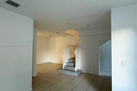 House in Homestead, Florida 3 bedrooms, 132.2 sq.m. № 1940254 - photo 9