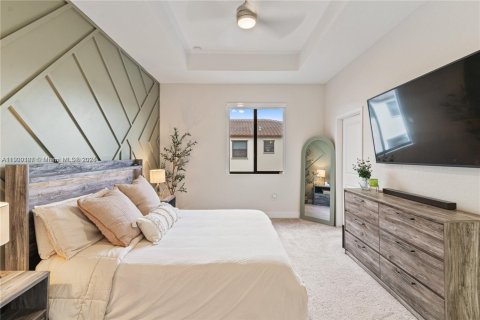 Townhouse in Homestead, Florida 3 bedrooms, 142.14 sq.m. № 1953805 - photo 30