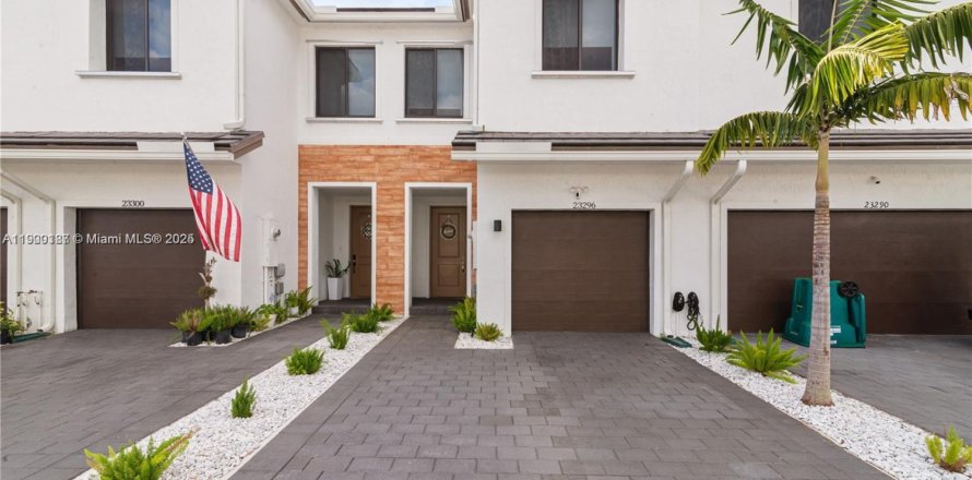 Townhouse in Homestead, Florida 3 bedrooms, 142.14 sq.m. № 1953805