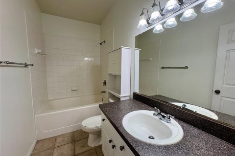 Condominio en alquiler en Palm Harbor, Florida, 2 dormitorios, 100.8 m2 № 2112226 - foto 13