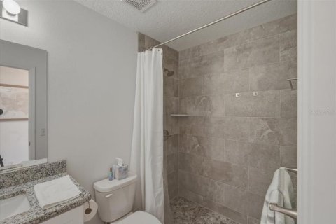House in Inverness, Florida 2 bedrooms, 99.68 sq.m. № 2217632 - photo 20