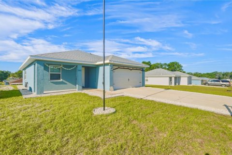 House in Inverness, Florida 2 bedrooms, 99.68 sq.m. № 2217632 - photo 2