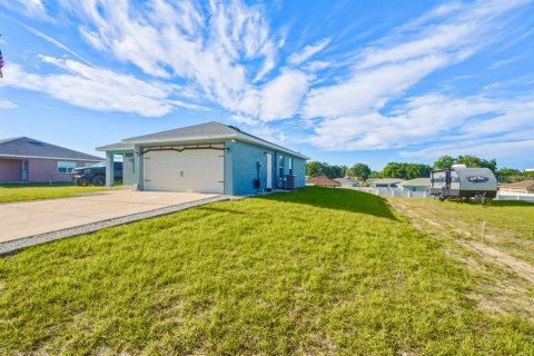 House in Inverness, Florida 2 bedrooms, 99.68 sq.m. № 2217632 - photo 3