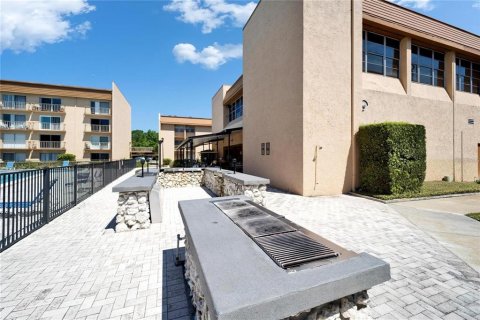 Condo in Tampa, Florida, 1 bedroom  № 1894401 - photo 24