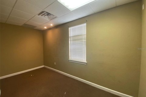 Commercial property in Orlando, Florida 92.9 sq.m. № 1793651 - photo 9