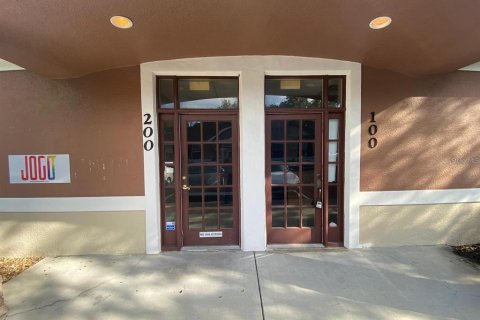 Commercial property in Orlando, Florida 92.9 sq.m. № 1793651 - photo 2
