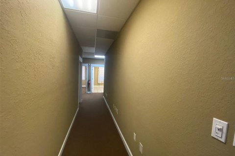 Commercial property in Orlando, Florida 92.9 sq.m. № 1793651 - photo 12