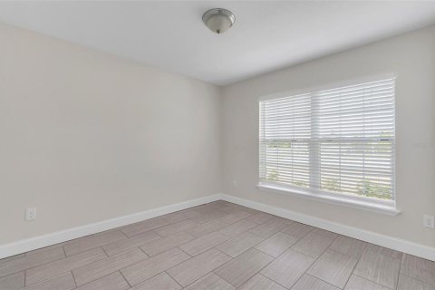 Villa ou maison à vendre à Deltona, Floride: 3 chambres, 138.8 m2 № 1909188 - photo 12