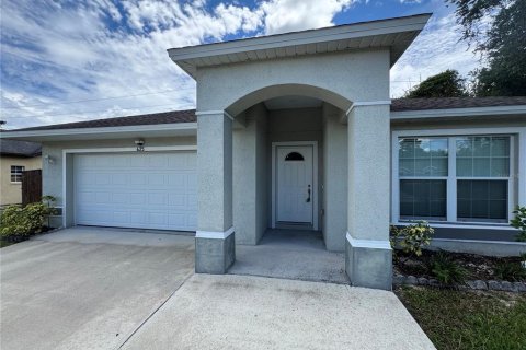 Villa ou maison à vendre à Deltona, Floride: 3 chambres, 138.8 m2 № 1909188 - photo 2