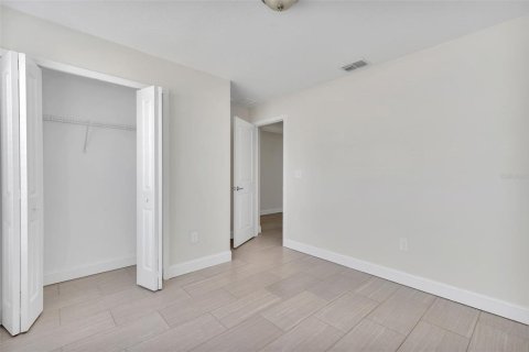 Villa ou maison à vendre à Deltona, Floride: 3 chambres, 138.8 m2 № 1909188 - photo 13