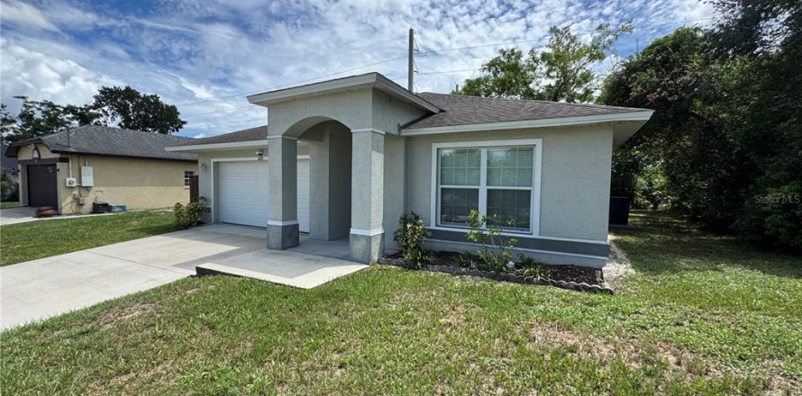 Villa ou maison à Deltona, Floride 3 chambres, 138.8 m2 № 1909188