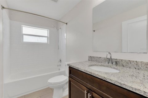 Villa ou maison à vendre à Deltona, Floride: 3 chambres, 138.8 m2 № 1909188 - photo 7