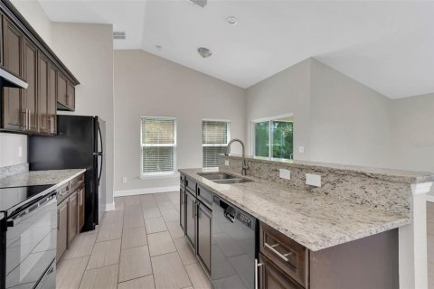 Villa ou maison à vendre à Deltona, Floride: 3 chambres, 138.8 m2 № 1909188 - photo 6