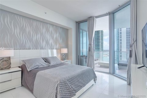 Condominio en venta en Miami, Florida, 1 dormitorio, 116.5 m2 № 1840877 - foto 15