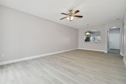 Adosado en venta en Tampa, Florida, 2 dormitorios, 157.56 m2 № 2350022 - foto 28