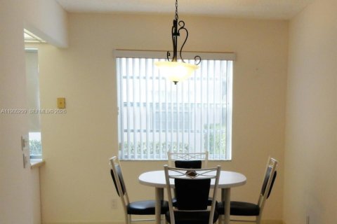 Купить кондоминиум в Делрей-Бич, Флорида 2 спальни, 84.26м2, № 2020533 - фото 4