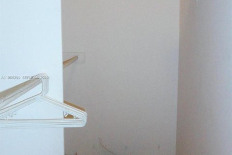 Купить кондоминиум в Делрей-Бич, Флорида 2 спальни, 84.26м2, № 2020533 - фото 9