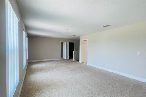 House in Winter Garden, Florida 4 bedrooms, 300.45 sq.m. № 1829352 - photo 15