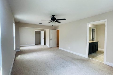 House in Winter Garden, Florida 4 bedrooms, 300.45 sq.m. № 1829352 - photo 22