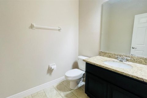House in Winter Garden, Florida 4 bedrooms, 300.45 sq.m. № 1829352 - photo 11