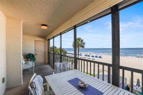 Condo in Indian Shores, Florida, 3 bedrooms № 2123696
