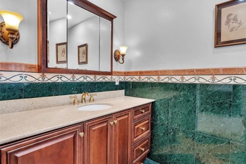 Casa en venta en Miami, Florida, 4 dormitorios № 2000061 - foto 27