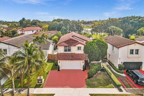 Casa en venta en Miami, Florida, 4 dormitorios № 2000061 - foto 3