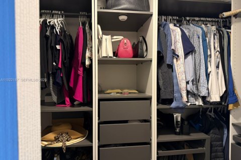 Touwnhouse à louer à Davie, Floride: 3 chambres, 155.24 m2 № 1982039 - photo 9