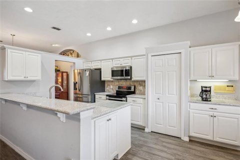 Villa ou maison à vendre à Orlando, Floride: 4 chambres, 246.47 m2 № 2157461 - photo 20