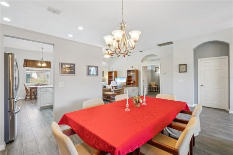 Villa ou maison à vendre à Orlando, Floride: 4 chambres, 246.47 m2 № 2157461 - photo 12