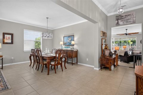 House in Fish Hawk, Florida 4 bedrooms, 223.71 sq.m. № 2152291 - photo 12