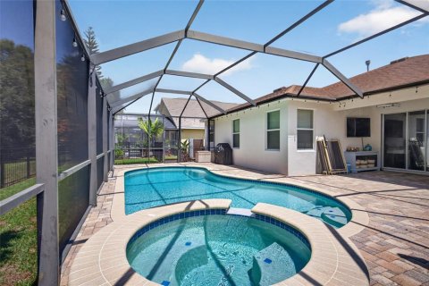 House in Fish Hawk, Florida 4 bedrooms, 223.71 sq.m. № 2152291 - photo 6